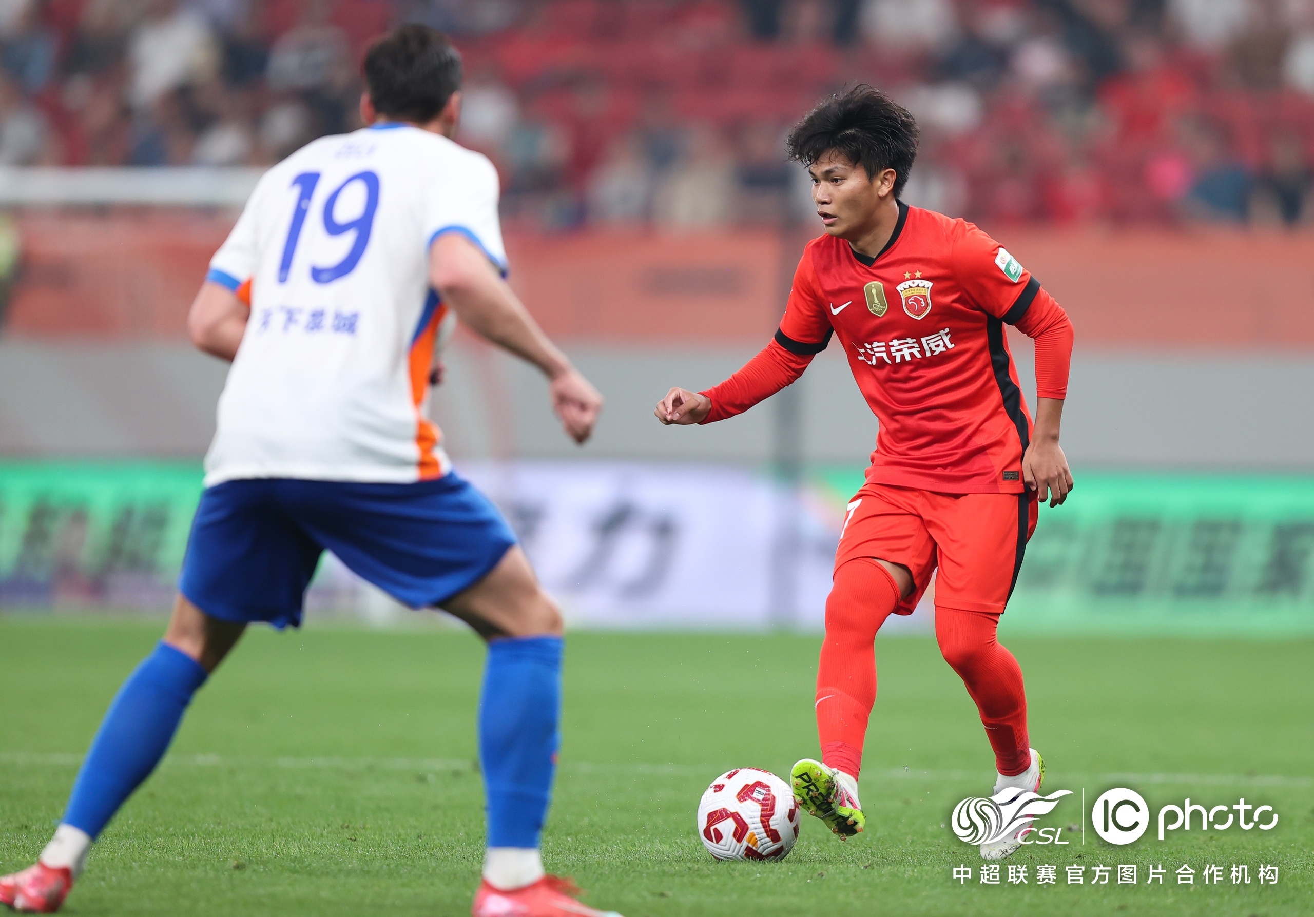 BB体育官网关于国际比赛日上海海港备战葡超；绝杀压哨细节曝光；赛场秩序良好；球探报告显示潜力的信息