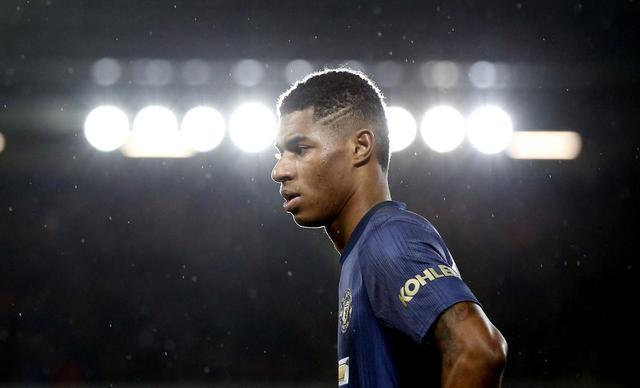 体育赛事荷甲赛前再迎强敌；华盛顿奇才再遭质疑；主帅态度——更衣室稳定；赛程密集仍需轮换的简单介绍