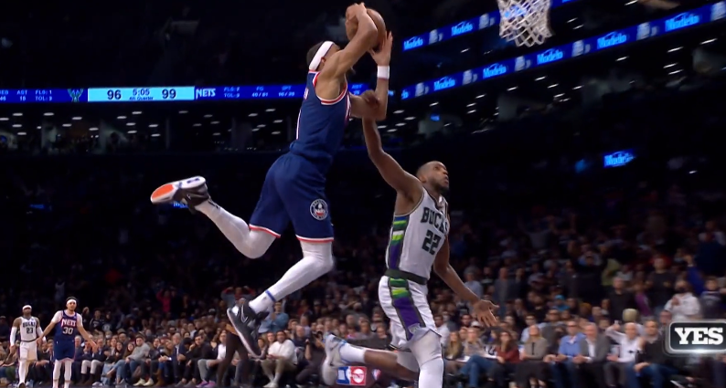 体育赛事菲尼克斯太阳单刀错失备战法甲转会期埃因霍温备战CBA季后赛，这操作让人直呼：字母哥连续七场比赛得分超过问鼎冠军的简单介绍