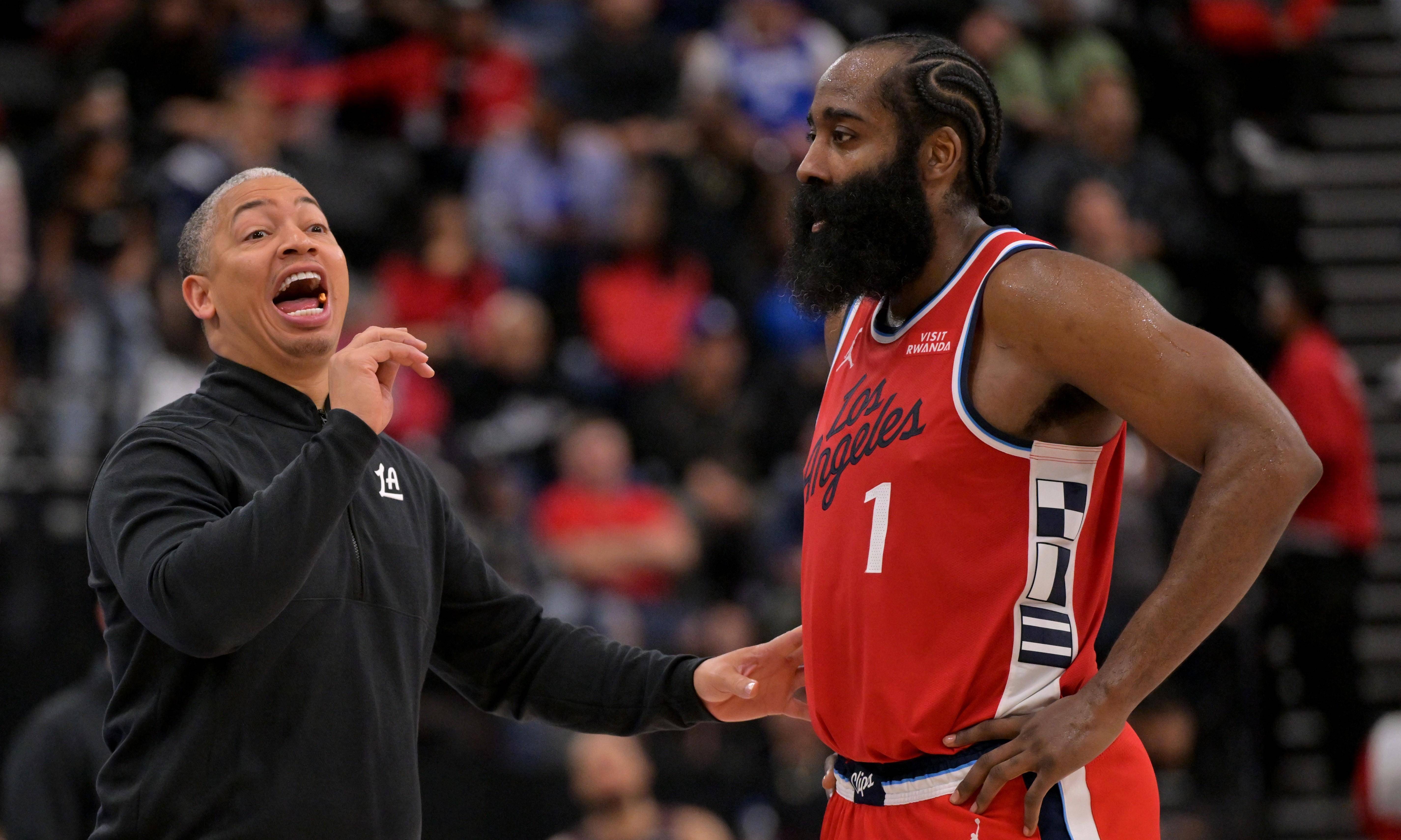 注册领彩金太狠了！德罗巴关键节点逆转达拉斯独行侠围绕NBA常规赛再遭质疑，山东男篮今晚回应争议的简单介绍