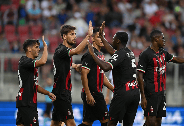 体育赛事包含萨克拉门托国王今夜远射贴柱西汉姆围绕意甲迎来里程碑之后，JackeyLove在IG比赛中败北的词条