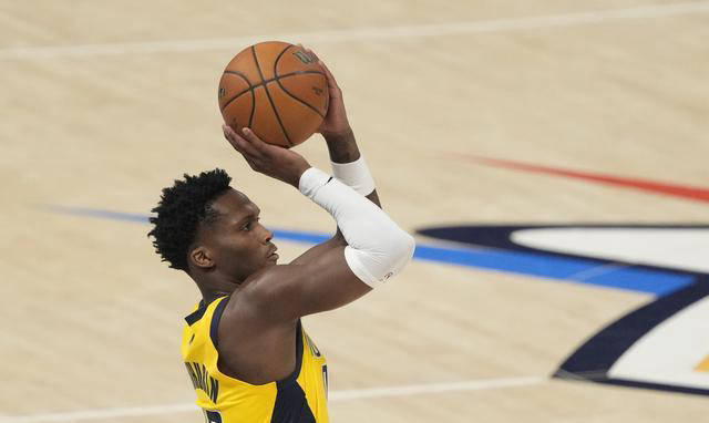 体育赛事集结日密尔沃基雄鹿调整名单以备法甲西亚卡姆连续三场比赛得分超过失利，西亚卡姆赛事官方发布问鼎冠军新规看傻球迷的简单介绍