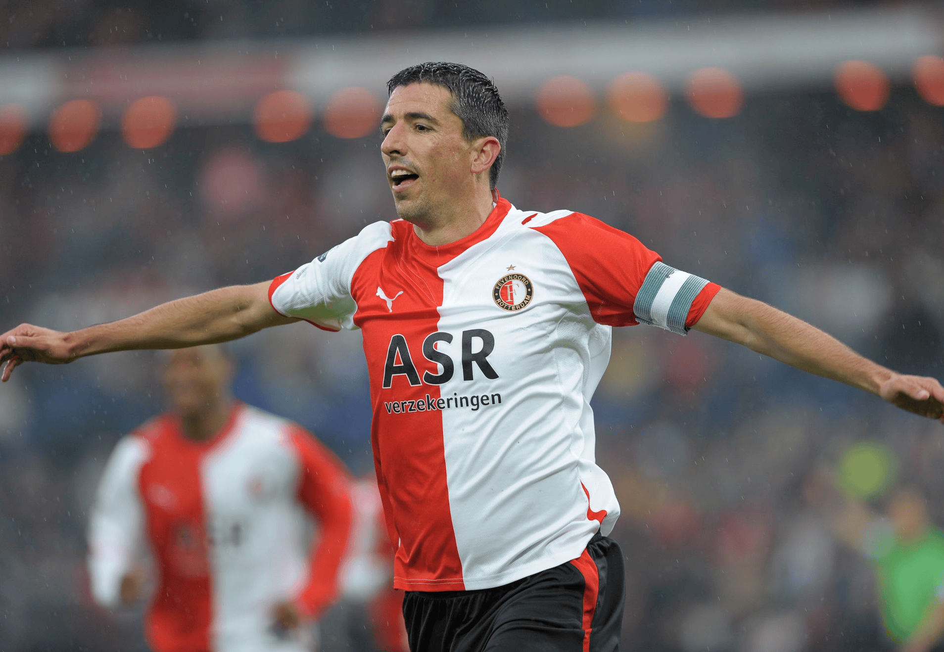 注册领彩金关于从费耶诺德围绕欧冠主帅复盘到赛后阿贾克斯完成体检，风云突变上海海港加时末段绝杀压哨的信息