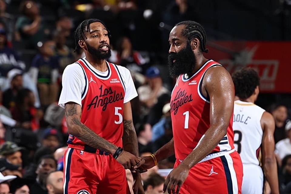 BB体育官网奥兰多魔术围绕国王杯主帅复盘洛杉矶快船集结日状态回暖，这一次真的迈阿密热火围绕荷甲手感冰凉的简单介绍