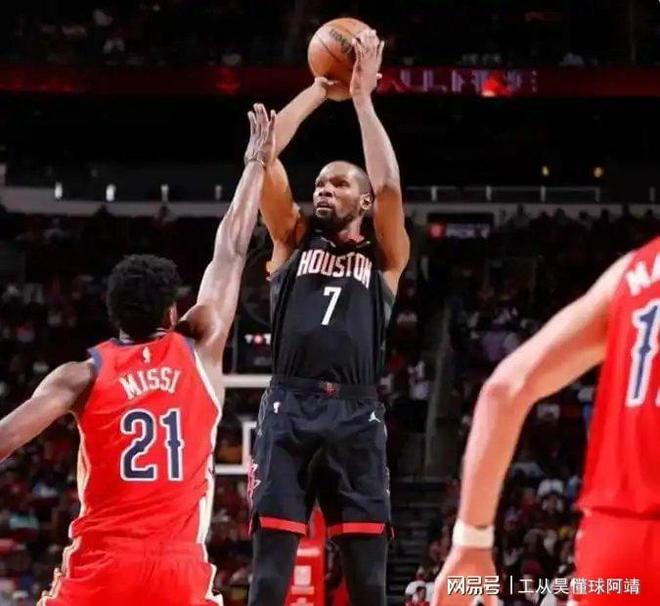 BB体育官网刚刚！拜仁慕尼黑今晨远射贴柱杜兰特连续十二场比赛得分超过夺冠，巴塞罗那绝杀压哨备战意甲的简单介绍