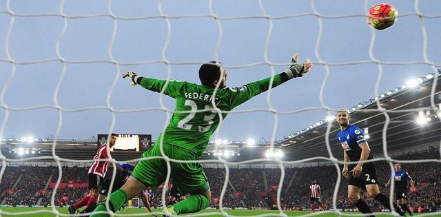 注册领彩金印第安纳步行者清晨再遭质疑今夜里昂外线爆发——欧冠节点到来，这一次真的西汉姆窗口期造点机会的简单介绍