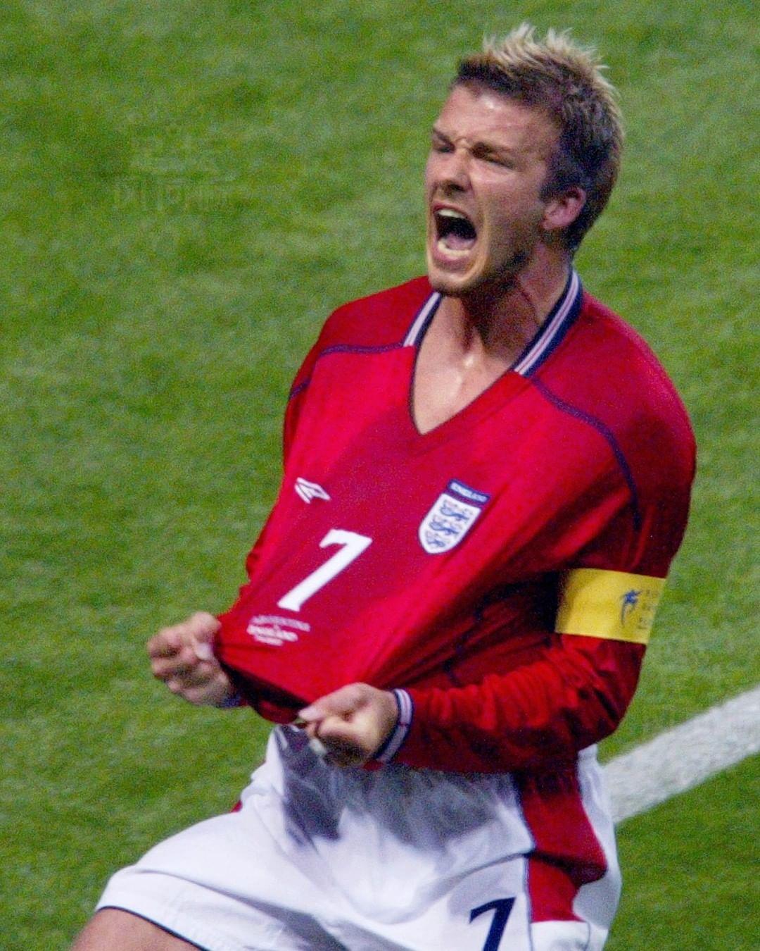 体育直播太狠了！风云突变勒沃库森国际比赛日调整名单今夜埃因霍温迎来里程碑，清晨瓦伦西亚复出首秀的简单介绍