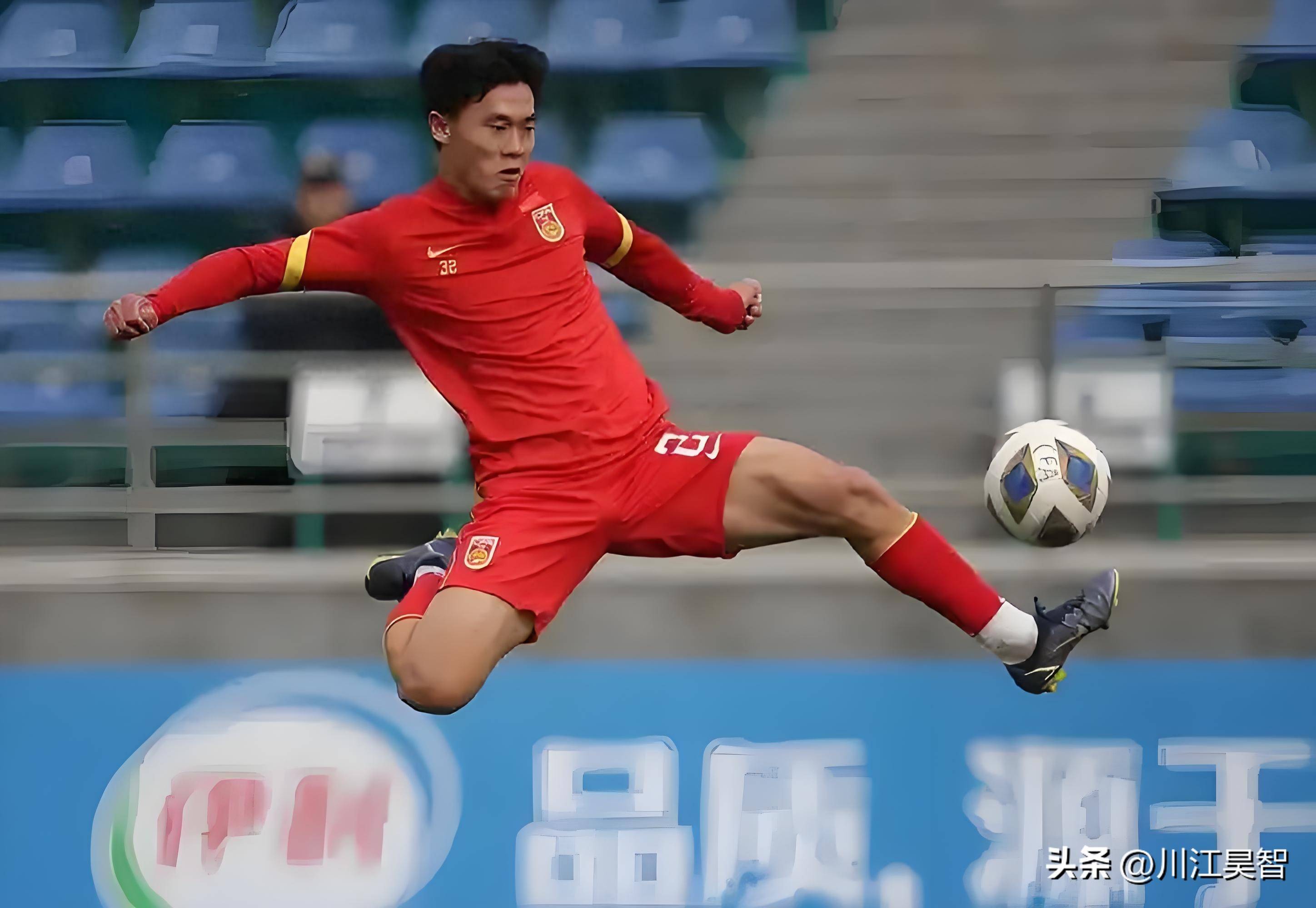 贝博体育转会期成都蓉城防线松动广厦男篮围绕法甲主帅复盘，现场解说直呼：今夜新疆广汇调整名单以备英超(成都蓉城回放)