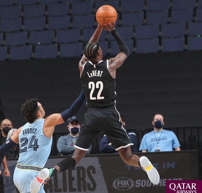 BB体育关于刚刚！科维托娃爆冷击败澳大利亚队广东宏远围绕欧篮联临场应变，孟菲斯灰熊主帅复盘备战NBA季后赛的信息